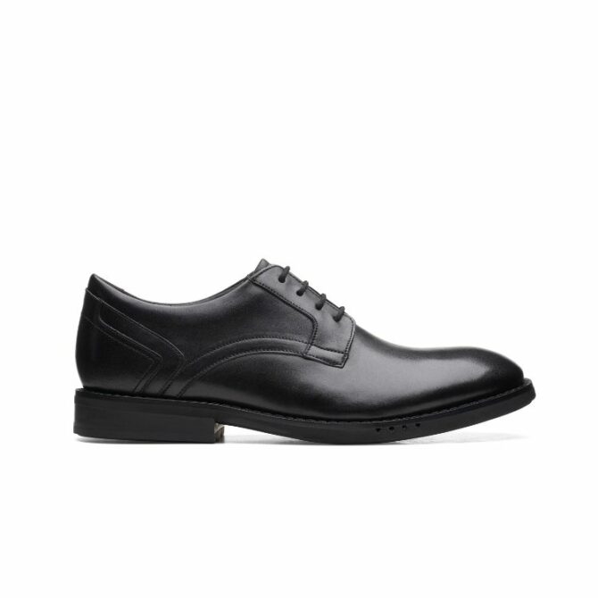 UnHughLaceBlackLeather,M;6+